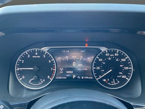 Used 2025 Nissan Pathfinder SL w/ SL Premium Package AWD/4WD image 24