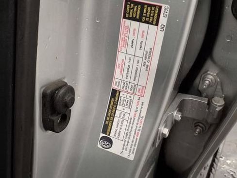 Used 2019 Nissan Armada Platinum w/ Interior Lighting Package image 39