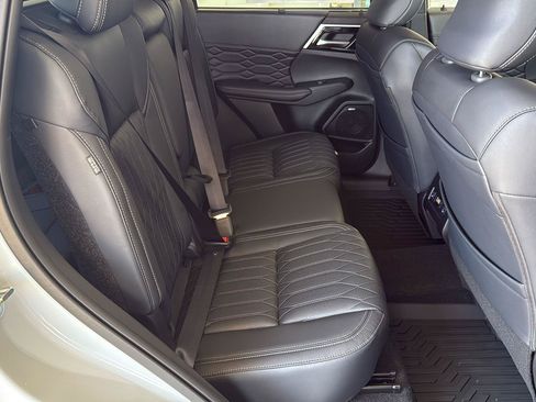 New 2026 Mitsubishi Outlander SEL FWD image 26