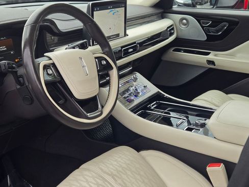 Certified 2020 Lincoln Aviator Black Label w/ Dynamic Handling Package image 24