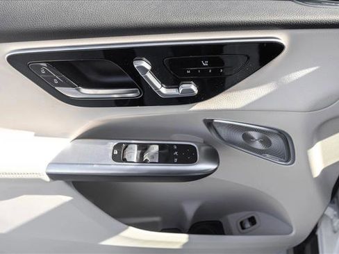 New 2026 Mercedes-Benz GLC 300 4MATIC image 13