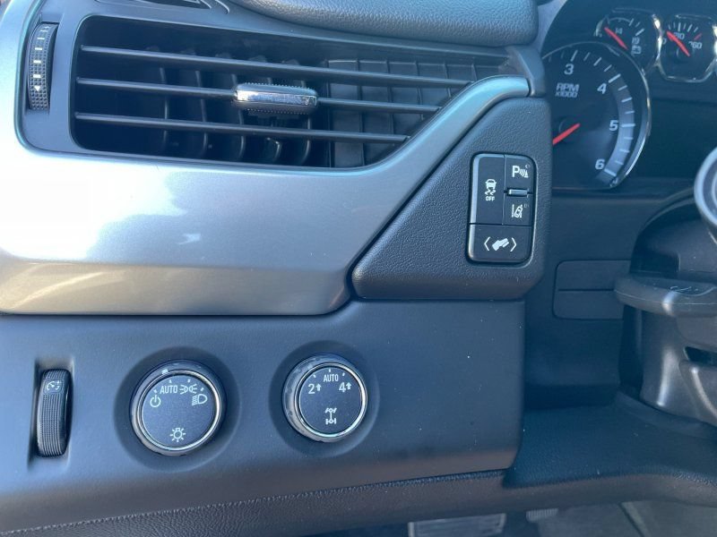 Used 2015 Chevrolet Tahoe LT AWD/4WD image 14
