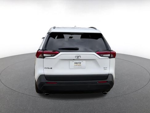 Used 2025 Toyota RAV4 XLE image 12