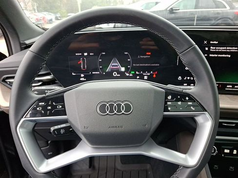 Certified 2025 Audi Q5 Premium w/ Convenience Package AWD/4WD image 19