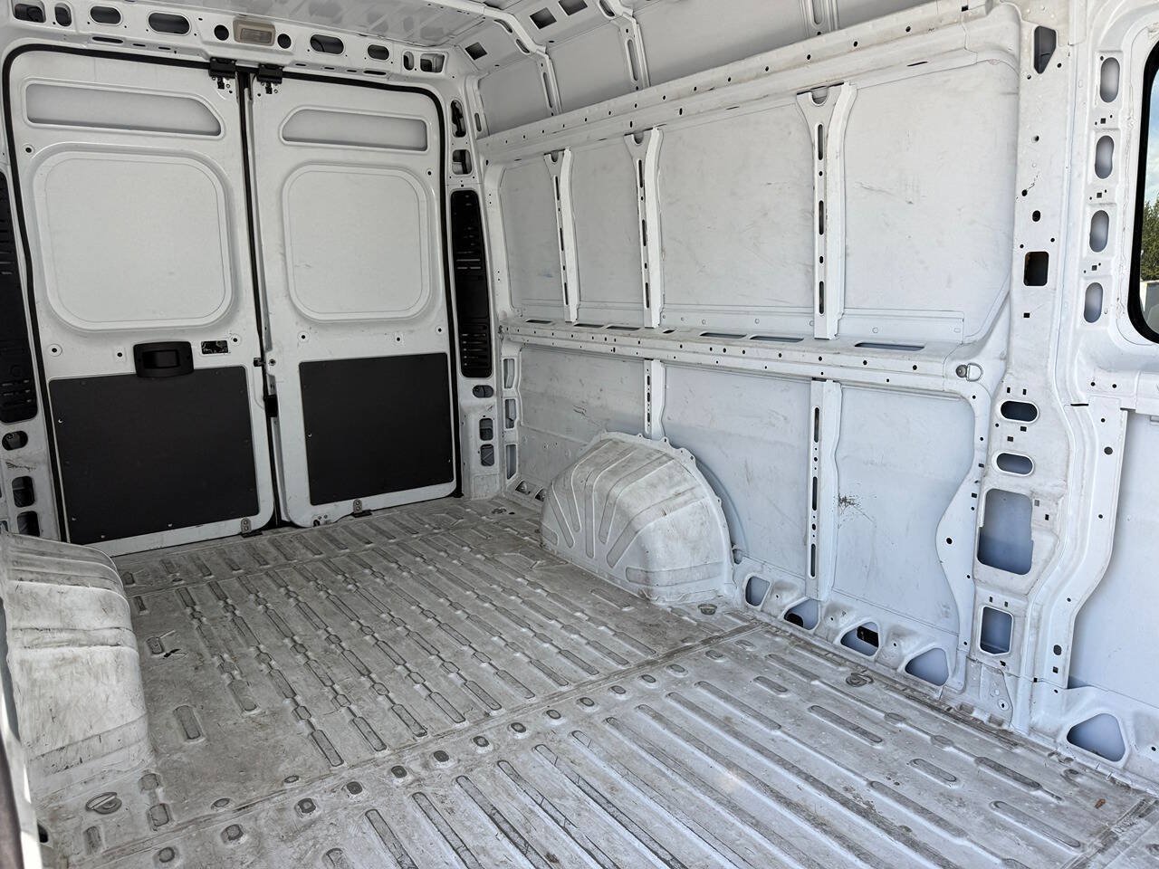 Used 2023 RAM ProMaster 3500 FWD image 25