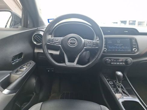 Certified 2024 Nissan Kicks SR w/ SR Premium Package FWD image 12