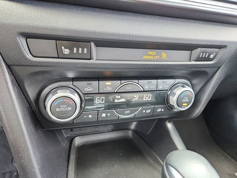 Used 2018 MAZDA MAZDA3 Grand Touring FWD image 20