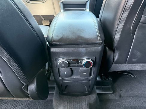 Used 2022 Ford Explorer XLT w/ Equipment Group 202A AWD/4WD image 25