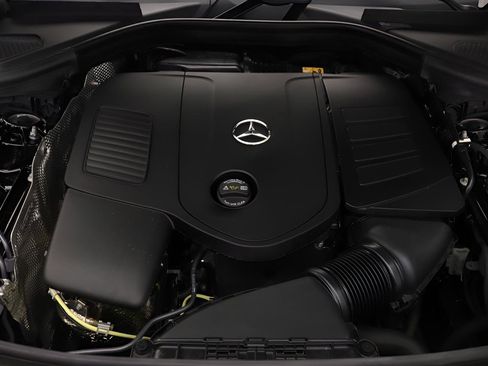 Certified 2026 Mercedes-Benz GLC 300 image 23