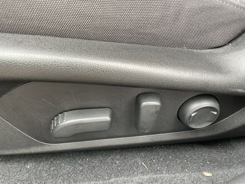 Used 2024 Subaru Crosstrek 2.0i Premium image 20