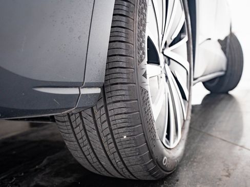 Used 2024 Volkswagen ID.4 S image 38