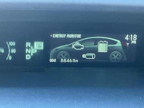 Used 2015 Toyota Prius Three image 11