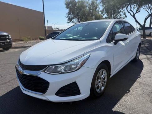 Used 2019 Chevrolet Cruze LS FWD image 7