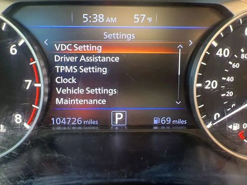 Used 2020 Nissan Altima 2.5 SR w/ Premium Package image 11