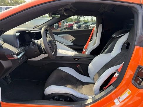Used 2022 Chevrolet Corvette Stingray Preferred Cpe w/ Z51 Performance Package RWD image 10