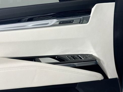 Used 2025 Cadillac Escalade Sport w/ LPO, ONYX Package image 20