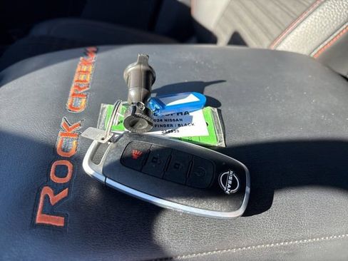 Used 2024 Nissan Pathfinder Rock Creek image 23