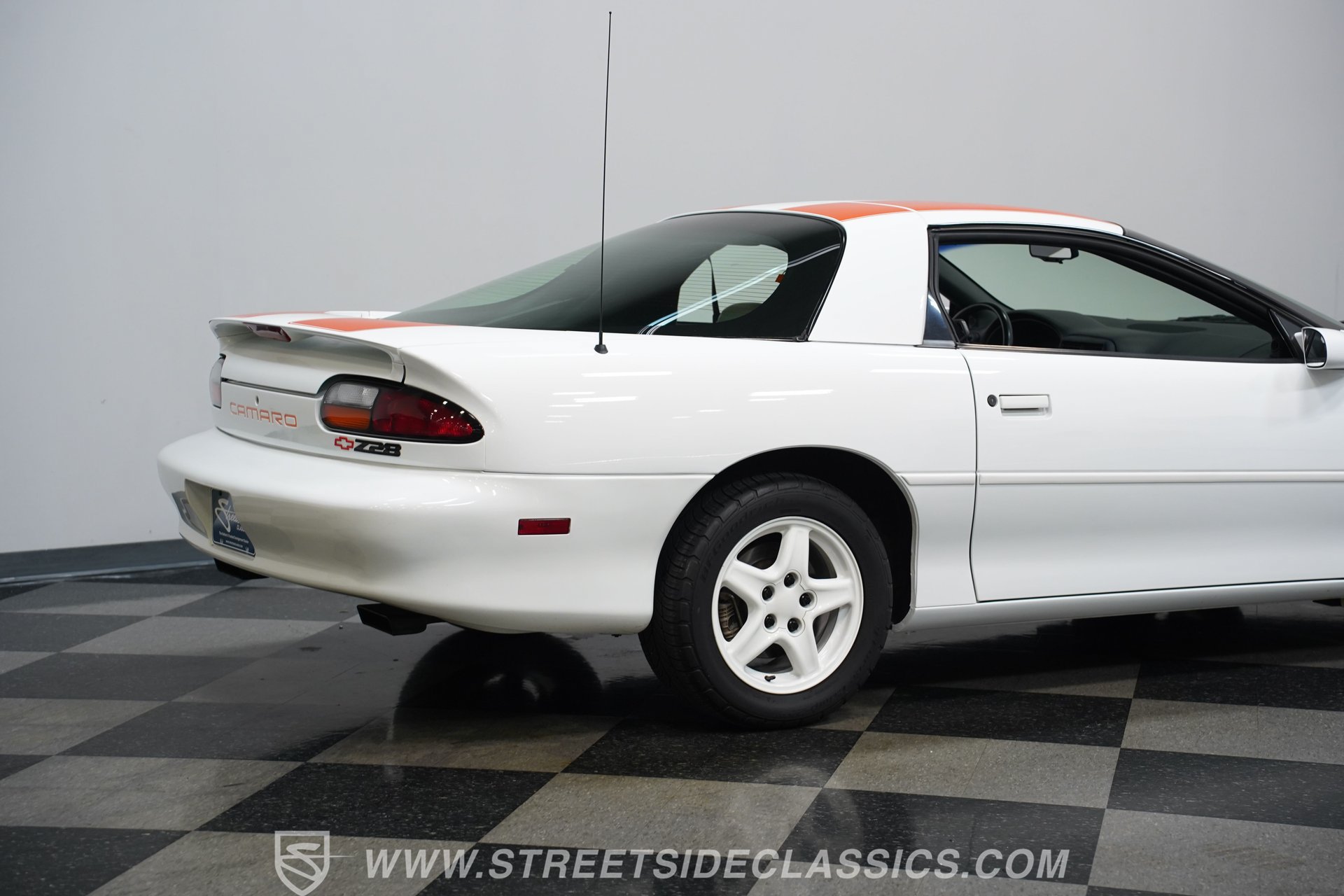 Used 1997 Chevrolet Camaro Z28 w/ Preferred Equipment Group 2 RWD image 26