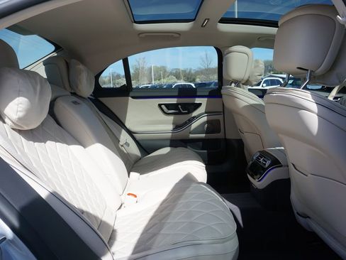Certified 2023 Mercedes-Benz S 580 4MATIC Sedan image 30
