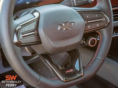 New 2025 Chevrolet Equinox EV RS w/ LPO, Illumination Package image 28