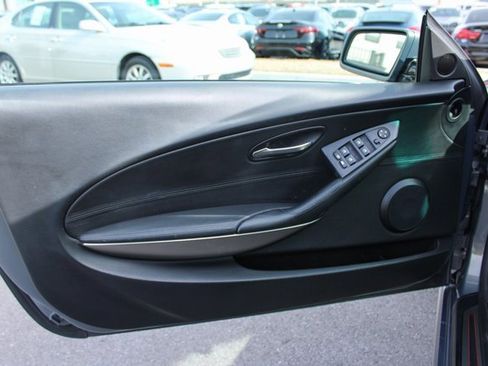 Used 2007 BMW 650i Convertible image 10