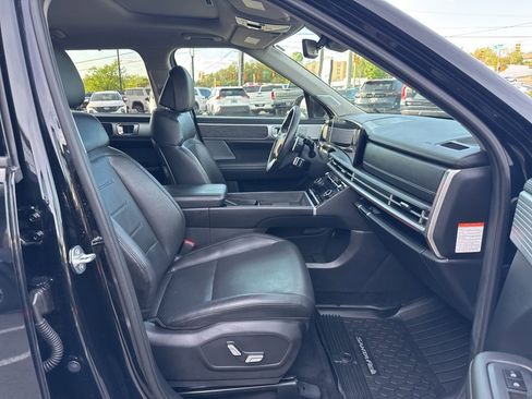 Used 2024 Hyundai Santa Fe Limited FWD image 16
