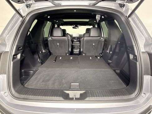 Used 2025 Honda Pilot TrailSport image 29