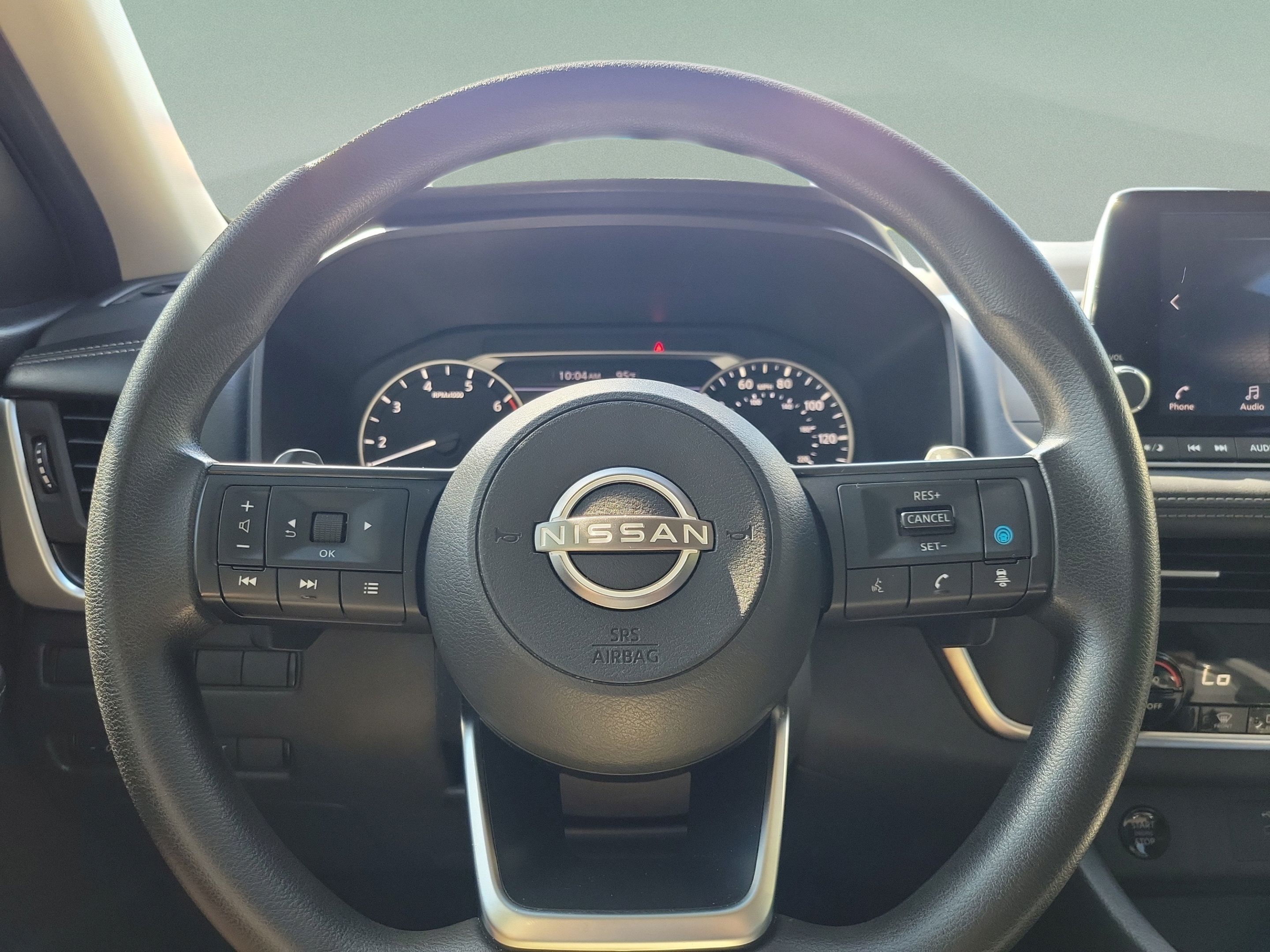 Used 2024 Nissan Rogue SV FWD image 17