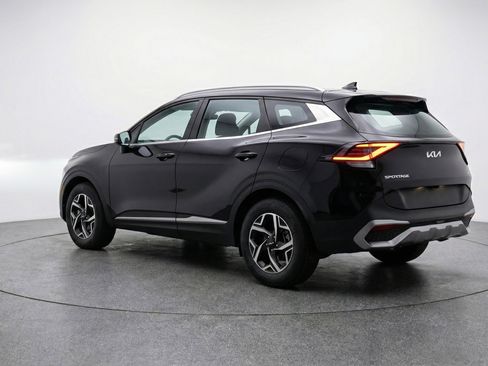 Used 2025 Kia Sportage LX FWD image 6