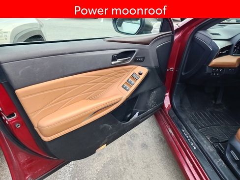 Used 2019 Toyota Avalon Limited w/ Advanced Safety Package FWD image 5