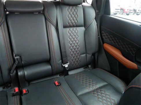 Used 2022 Mitsubishi Outlander SEL image 15