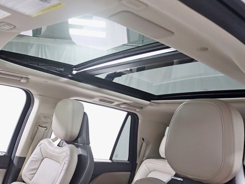 Used 2022 Lincoln Navigator L Reserve image 37
