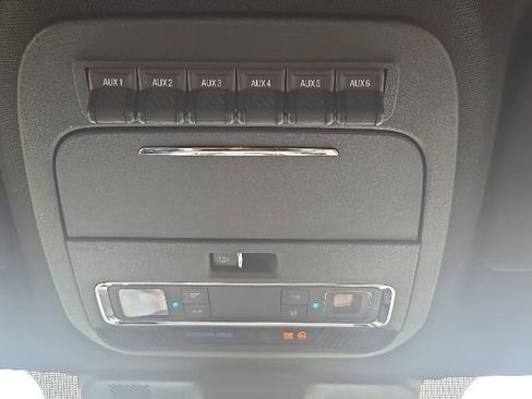 Used 2024 Ford F350 Lariat w/ Lariat Ultimate Package AWD/4WD image 29