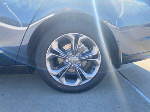 Used 2024 Honda Accord EX image 21