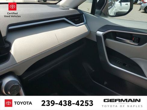 Certified 2022 Toyota RAV4 XLE w/ Convenience Package FWD image 34