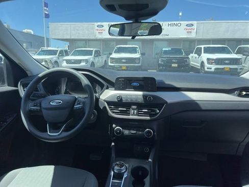Used 2022 Ford Escape S FWD image 7