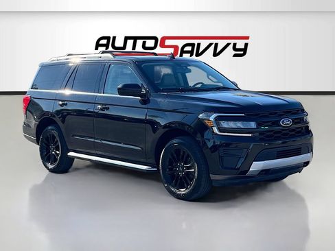 Used 2022 Ford Expedition XLT AWD/4WD image 1