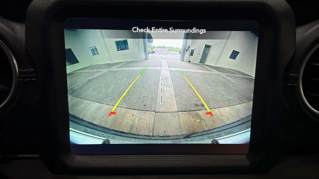 Used 2021 Jeep Wrangler Unlimited Sahara w/ Uconnect 4C Nav & Sound Group AWD/4WD image 27