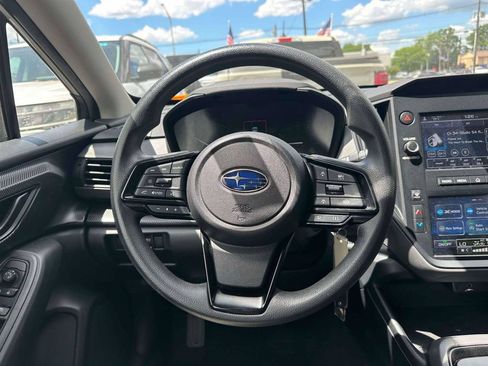 Used 2024 Subaru Crosstrek 2.0i AWD/4WD image 12