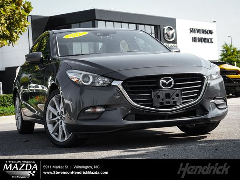 Used 2017 MAZDA MAZDA3 Touring FWD image 1