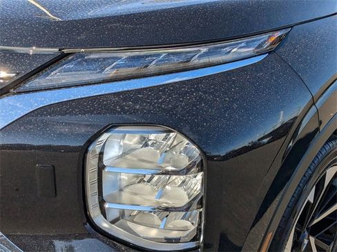 New 2025 Mitsubishi Outlander SE image 9