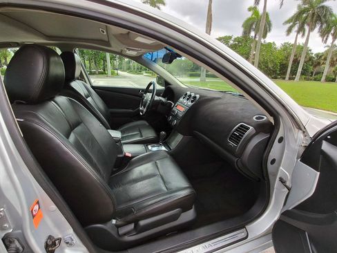 Used 2009 Nissan Altima 2.5 SL w/ SL Pkg FWD image 41