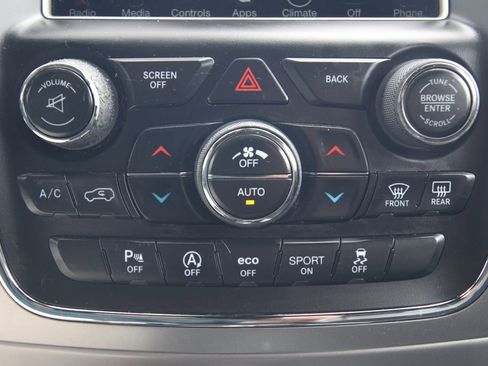Used 2017 Jeep Grand Cherokee Altitude AWD/4WD image 26