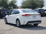 Used 2022 Toyota Corolla LE image 3