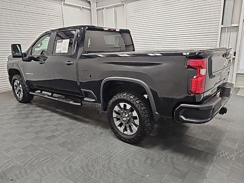 Used 2024 Chevrolet Silverado 2500 Custom w/ Custom Value Package image 5