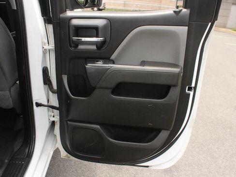 Used 2017 Chevrolet Silverado 1500 W/T AWD/4WD image 22
