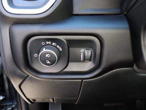 Used 2025 RAM 2500 Big Horn image 16