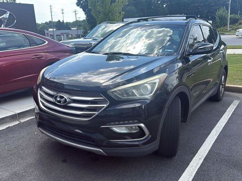 Used 2017 Hyundai Santa Fe Sport FWD image 2