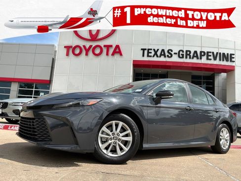 Used 2025 Toyota Camry LE FWD image 1