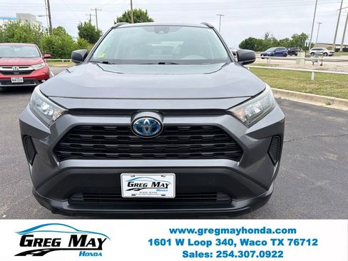 Used 2021 Toyota RAV4 LE AWD/4WD image 8